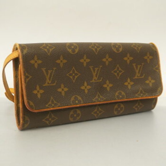 Louis Vuitton Monogram Pochette Twin GM Shoulder Bag - Picture 2 of 14